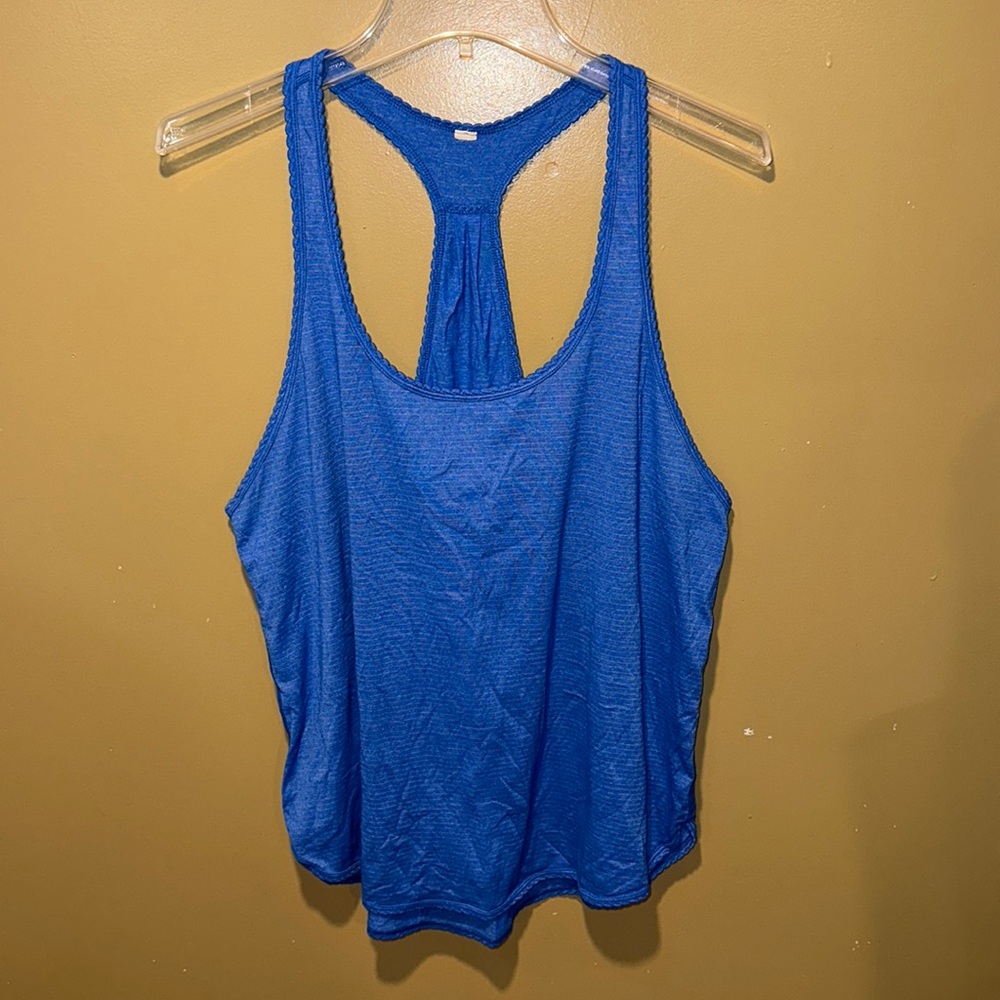 Lululemon tank top